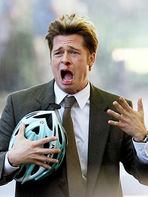 [brad-pitt-in-burn-after-reading[1].jpg]